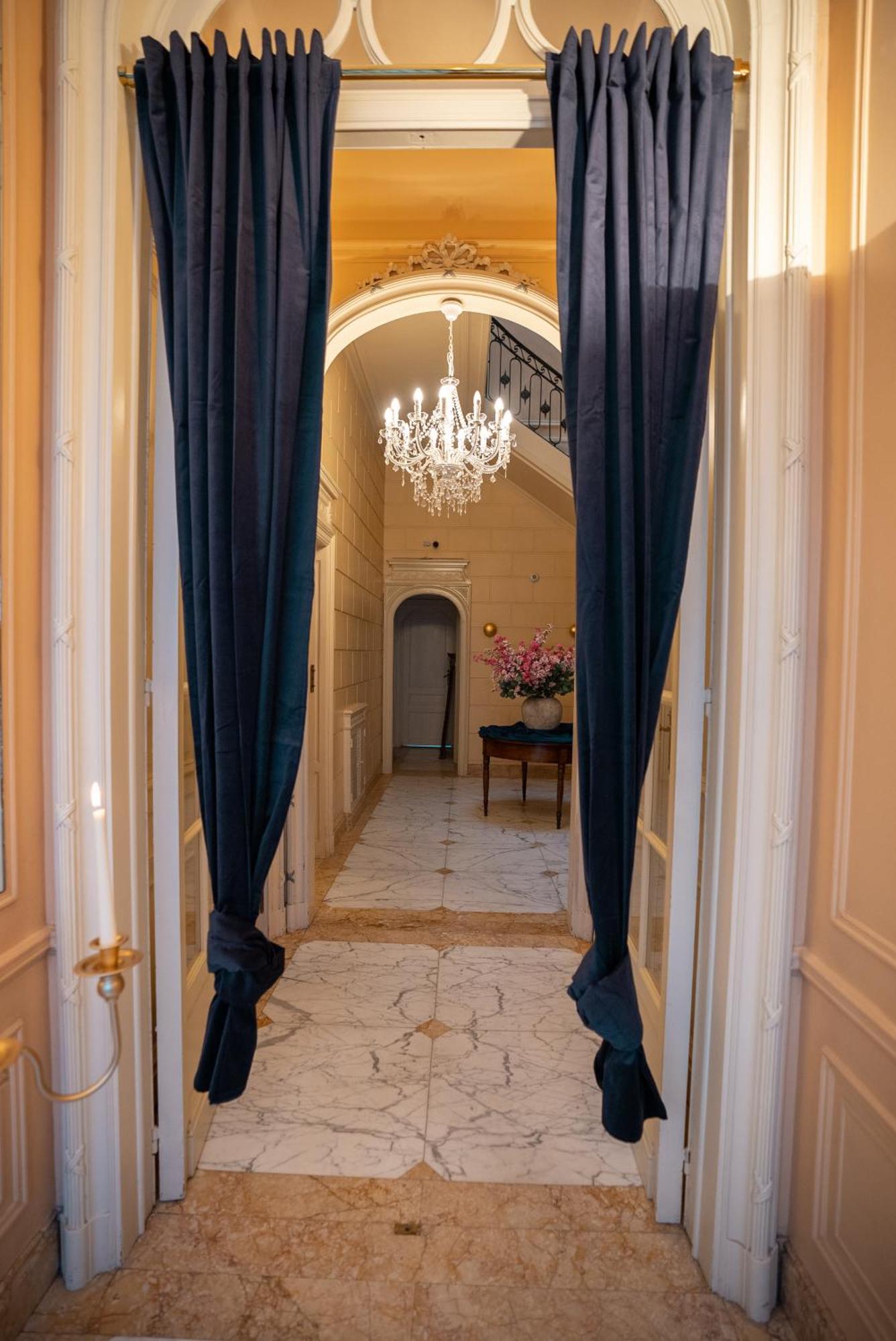Hotel De Maitre De Vaughan Saint-Josse-ten-Noode Dış mekan fotoğraf