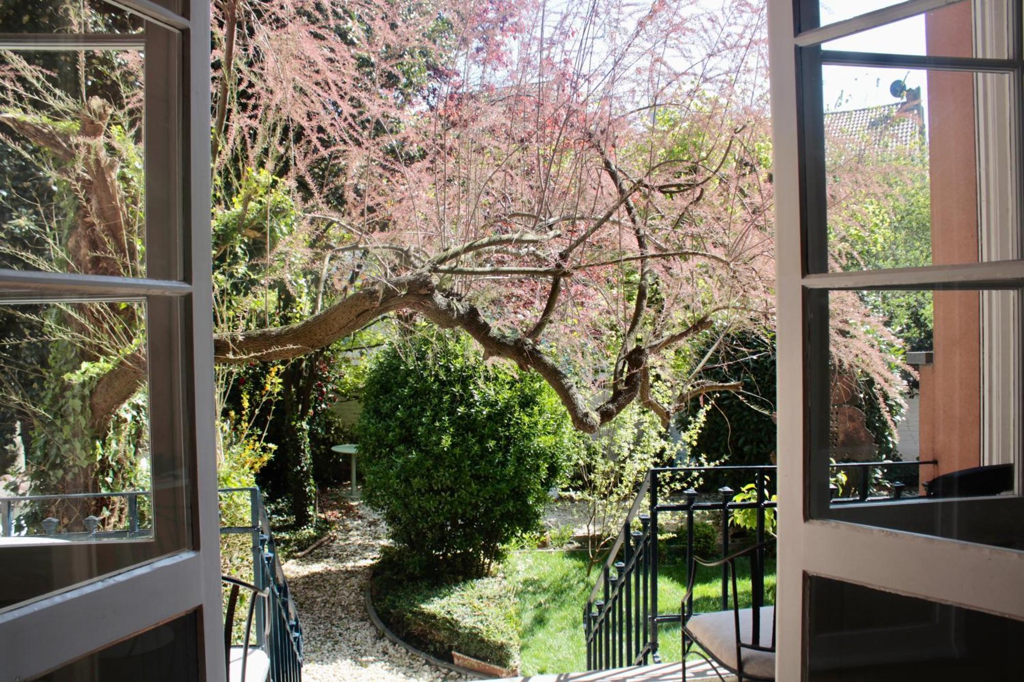 Hotel De Maitre De Vaughan Saint-Josse-ten-Noode Dış mekan fotoğraf